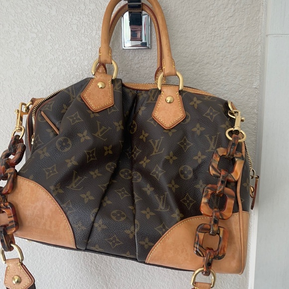 Louis Vuitton Handbags - Louis Vuitton AUTHENTIC Stephen tortoise Boston bag